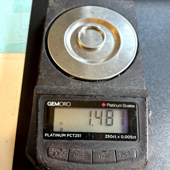 VTG Sterling Silver 925 Cubic Zirconia Pave Set 2mm Band Ring Size 7.75 - Picture 10 of 10